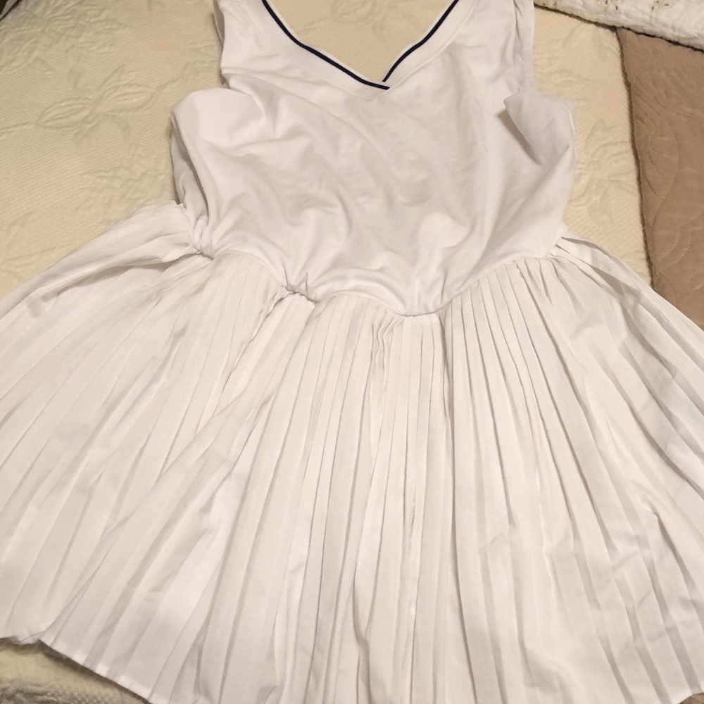 Old Navy Athletic White Pleated Dress with Navy Trim